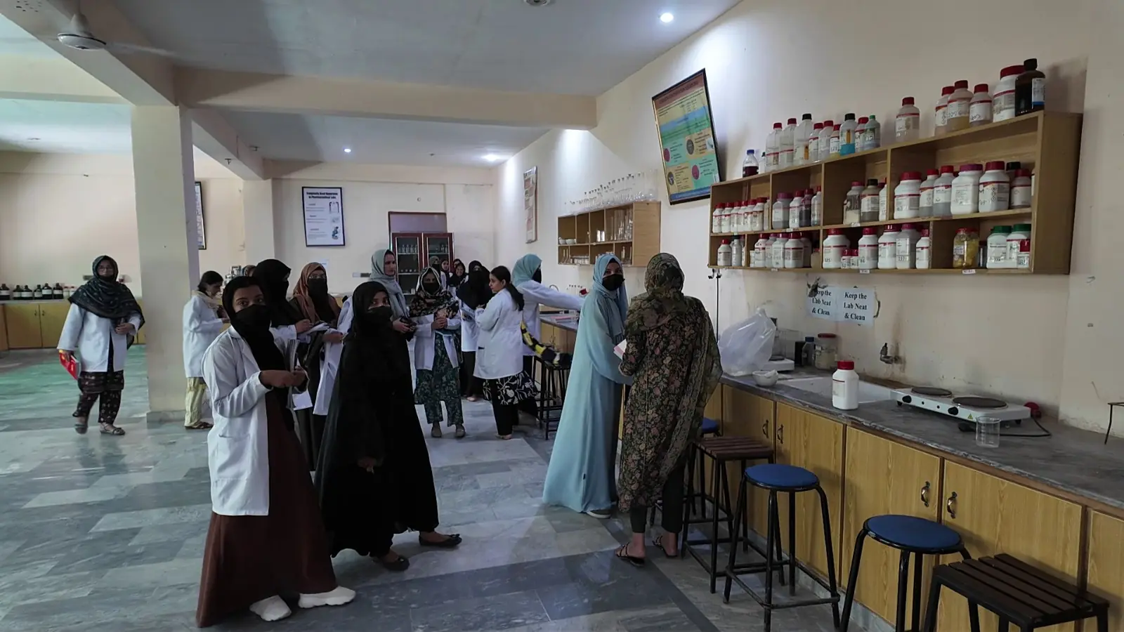 Pharmacy Lab 4